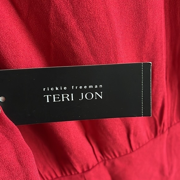 NWT Teri Jon Mock neck Asymmetric Hem Crepe Dress Size 18 - Picture 6 of 7